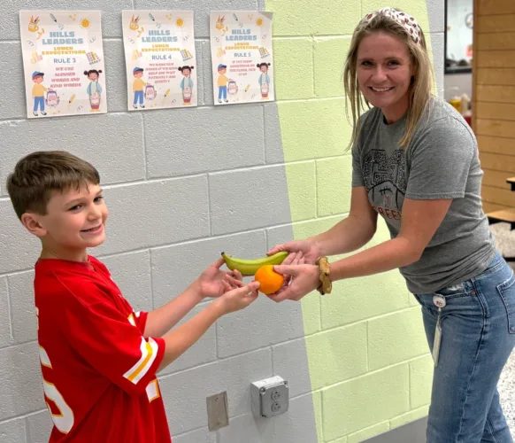 Students expand their palates through FFVP program